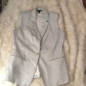 Express suit vest size medium
